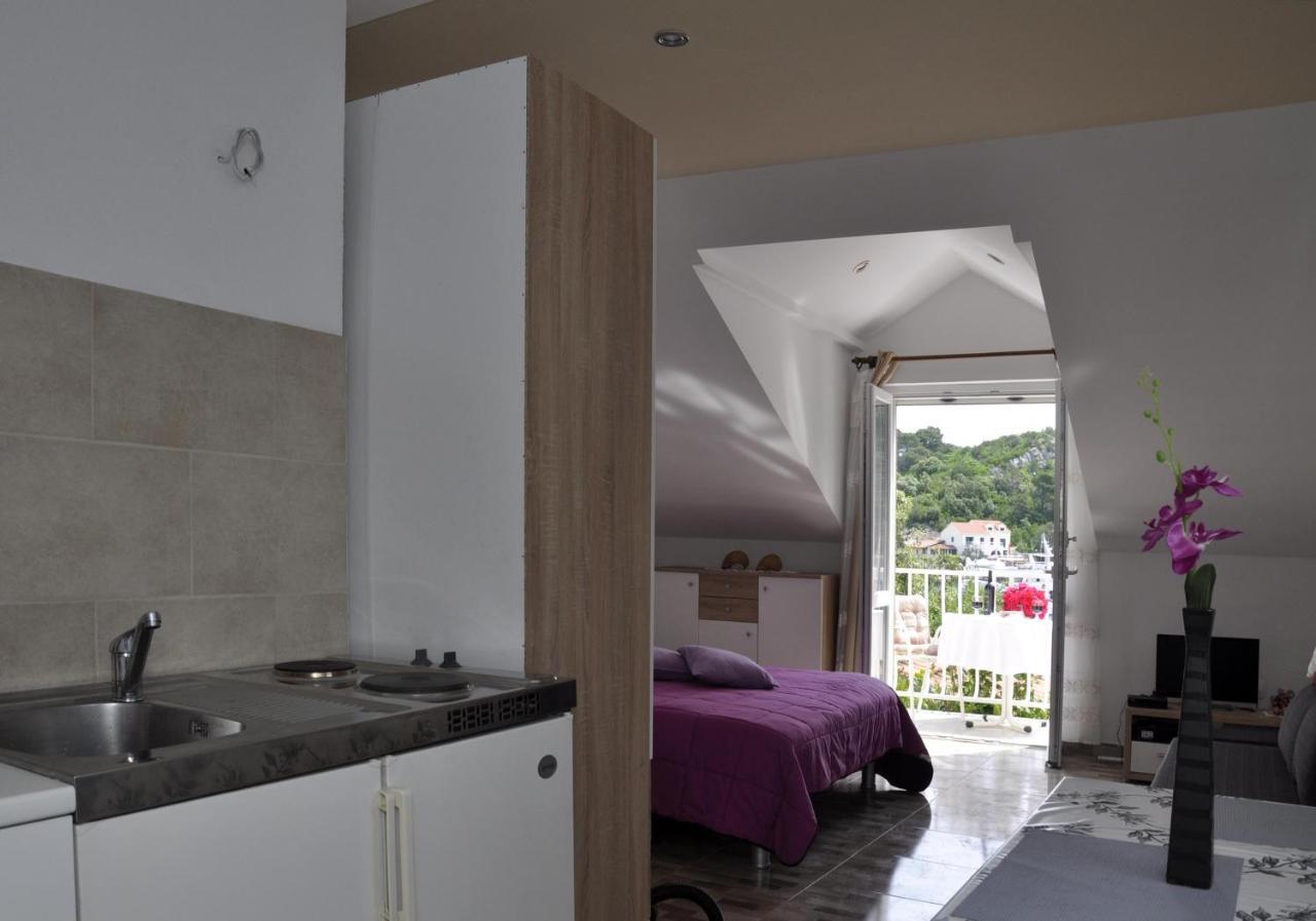 Apartment Danijela Okuklje Экстерьер фото